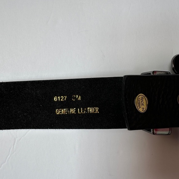 Black Embossed Genuine Leather Belt Sz Large 38” - Picture 2 of 4